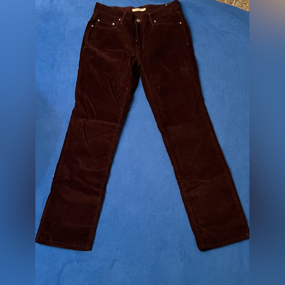 Levi’s burgundy corduroy pants